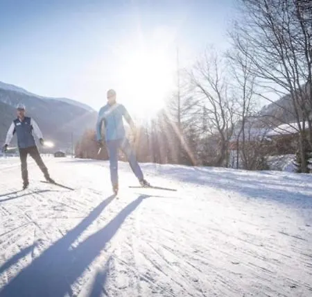 Sporthotel Oberwald Otel 3*